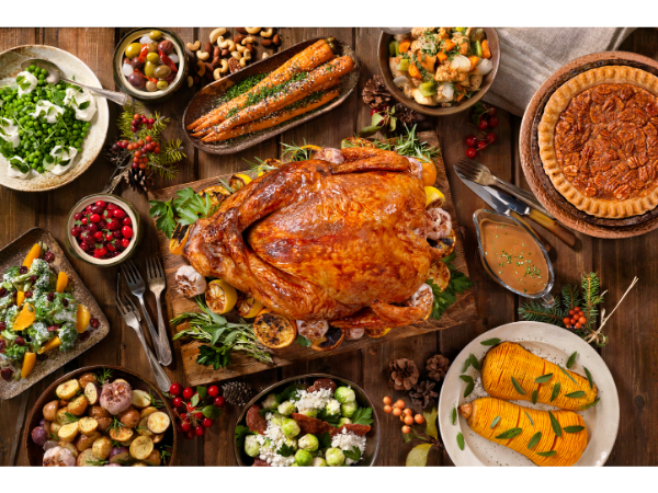 Festive Nutrition: Celebrate the Holidays with Balance and Health